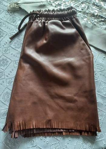 Kahverengi Deri Kadın Mini Şort - Görsel 3