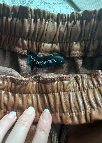 Kahverengi Deri Kadın Mini Şort - Görsel 5