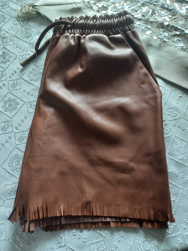 Kahverengi Deri Kadın Mini Şort - Görsel 3
