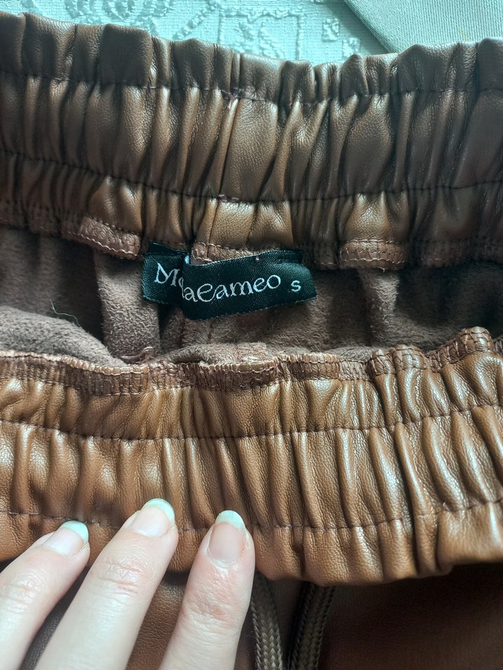 Kahverengi Deri Kadın Mini Şort - Görsel 5