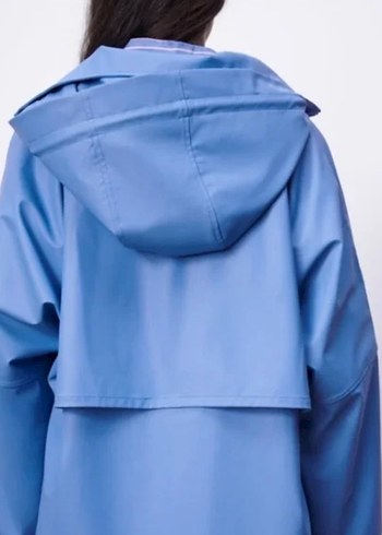 Zara Su Geçirmez Yağmurluk - Görsel 2