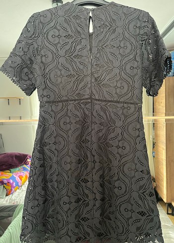 Dantel İşlemeli Siyah Midi Elbise - Görsel 2