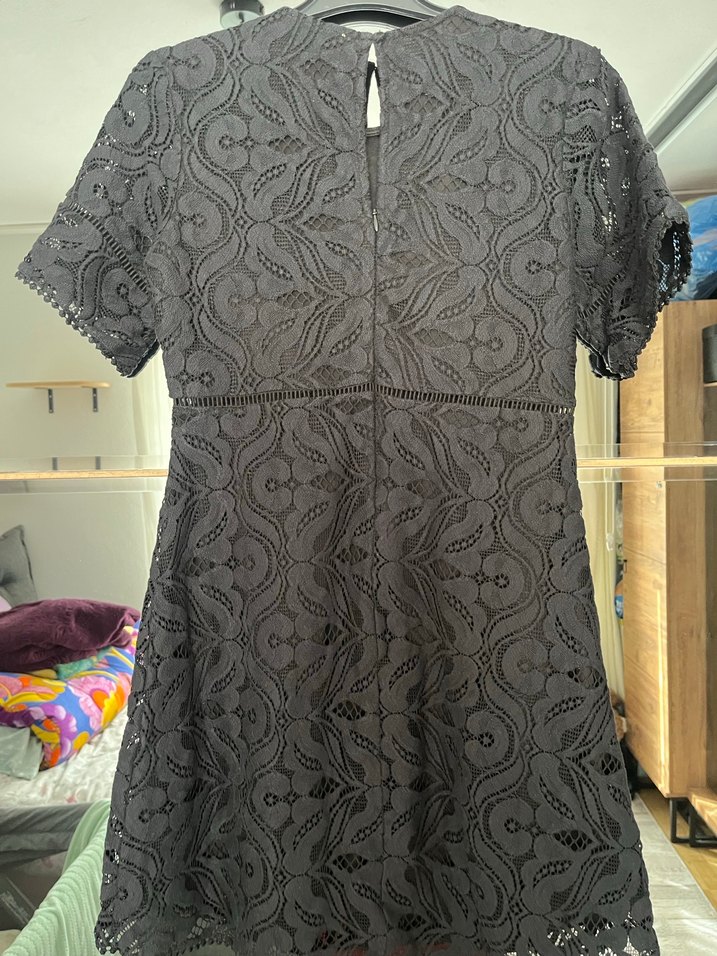 Dantel İşlemeli Siyah Midi Elbise - Görsel 2