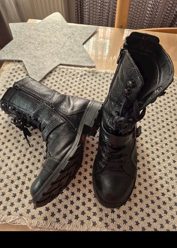 KADIN ASKERİ BOT - Görsel 2