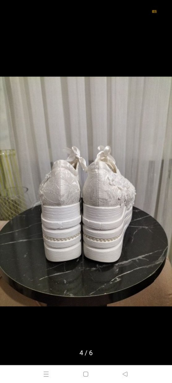 Dantel Detaylı Beyaz Dolgu Topuklu Kadın  Ayakkabı - Görsel 4