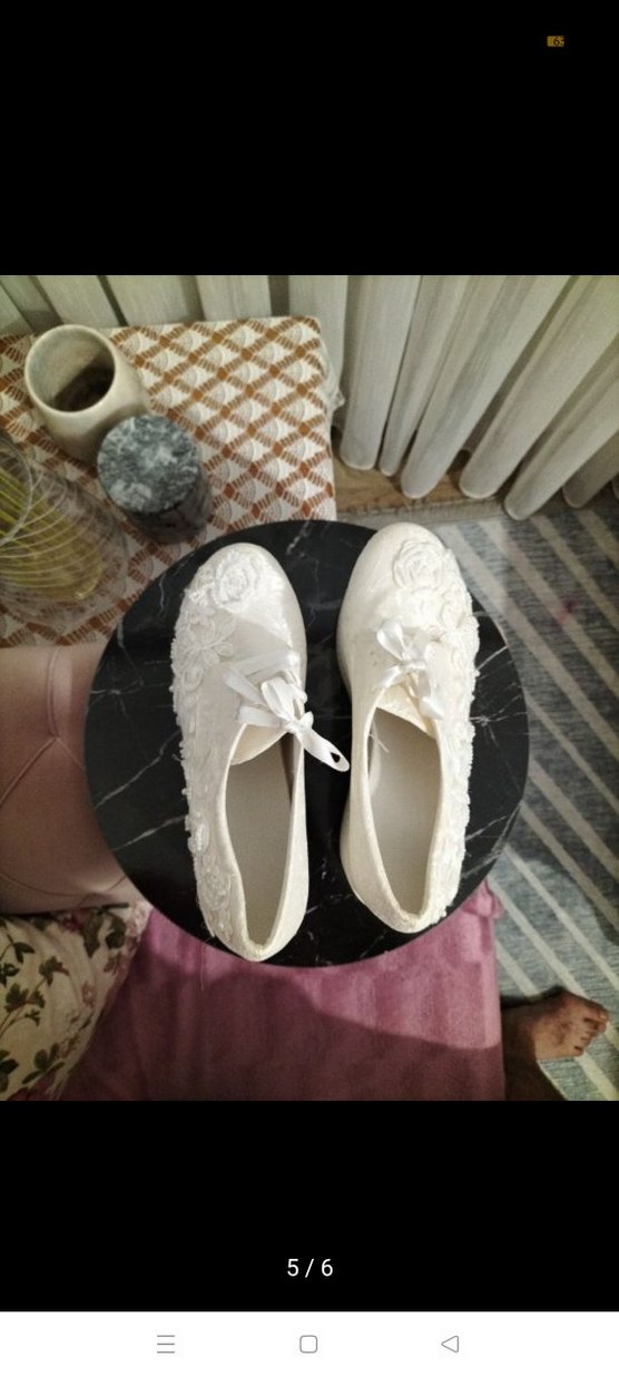 Dantel Detaylı Beyaz Dolgu Topuklu Kadın  Ayakkabı - Görsel 5