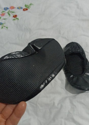 Kız Çocuk Siyah Lastikli Bale Ayakkabısı - Görsel 2