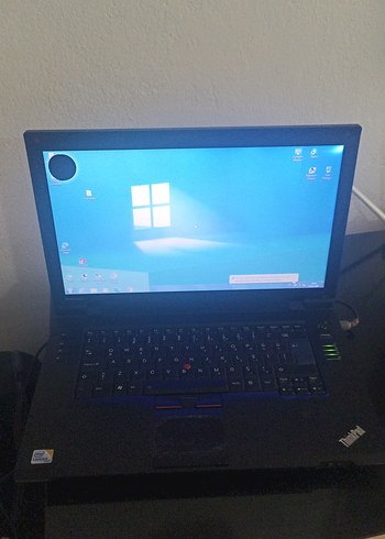 Mavi Renkli diz üstü Bilgisayar - Görsel 2