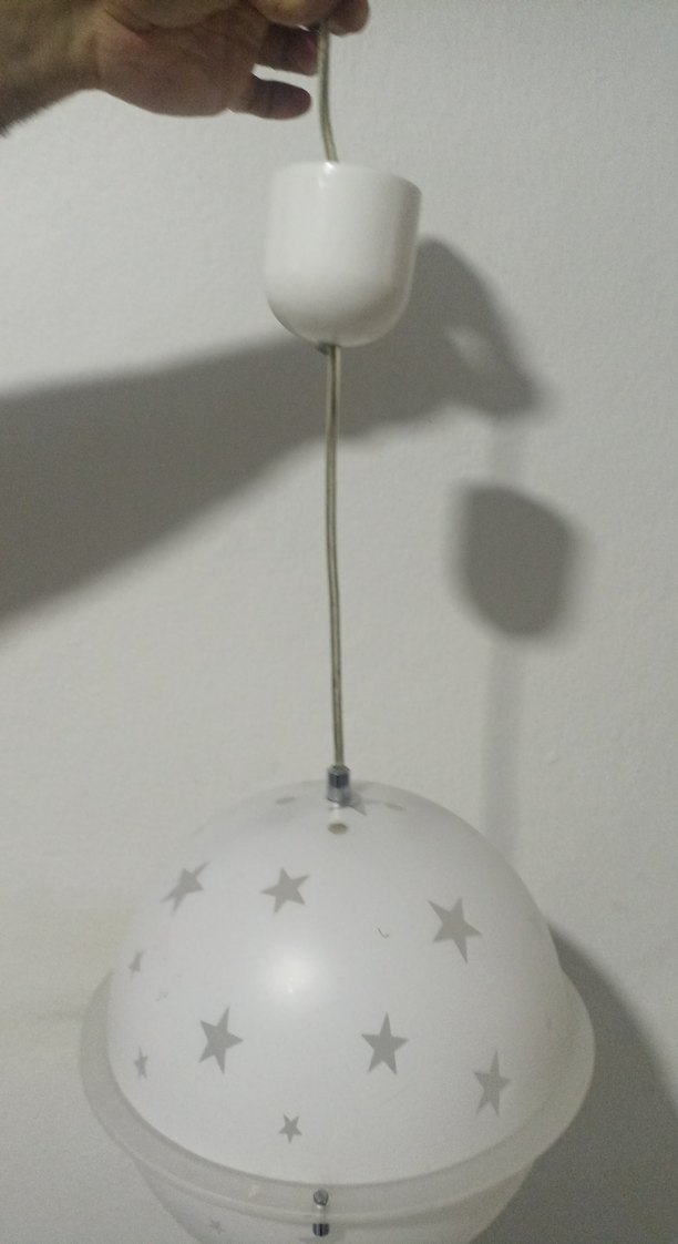 Yıldız Desenli Beyaz Yuvarlak Avize - Görsel 4