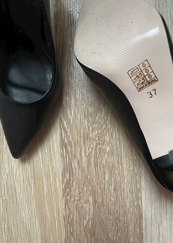 37 Beden siyah Renk Siyah Modern Klasik Stiletto Topuklu Kadın Ayakkabı