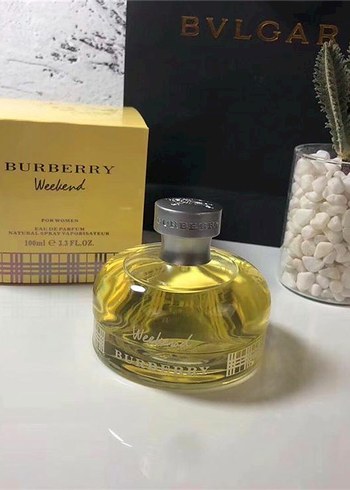 Burberry Weekend Kadın Parfümü 100ml