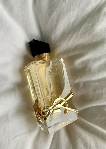 Yves Saint Laurent Kadın Parfümü Eau de Parfum