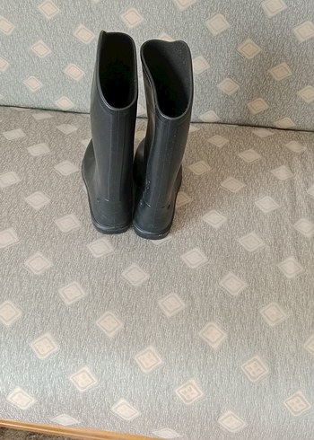 Gri Topuklu Kadın Yağmur Çizmesi - Görsel 2