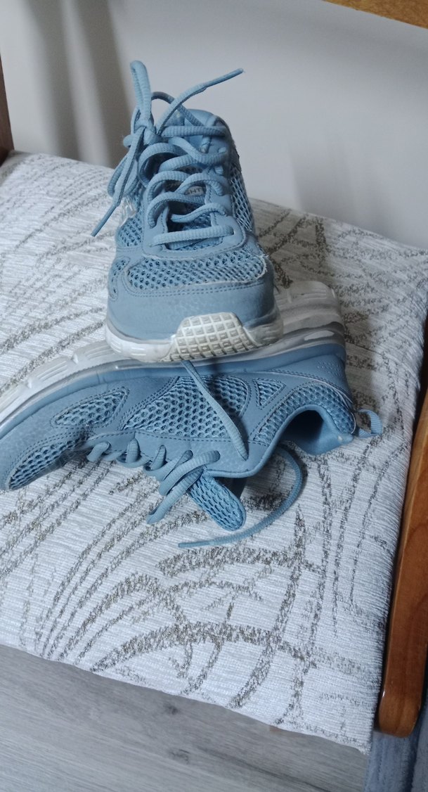 Gri Bağcıklı Kadın Spor Ayakkabı - Görsel 2