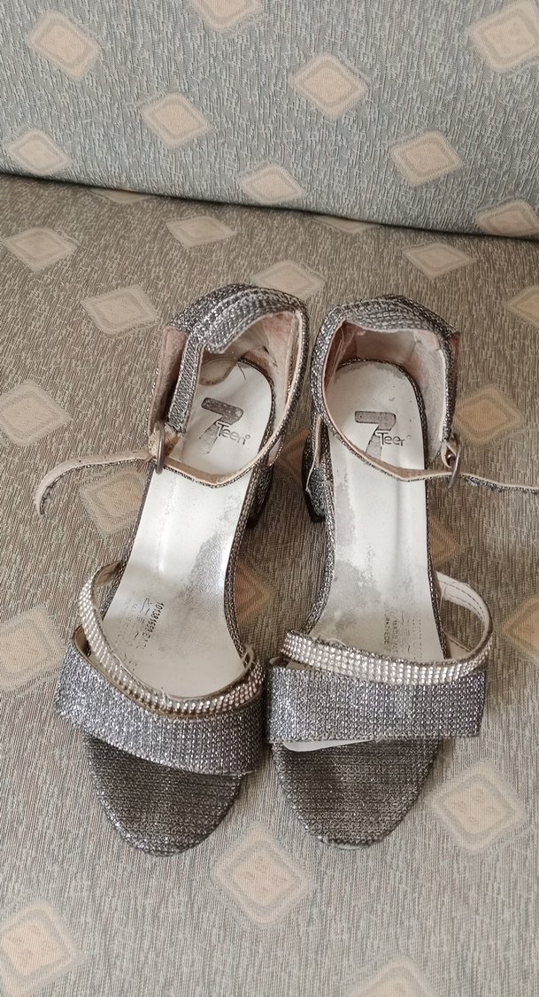 Gri Yılan Desenli Dolgu Topuklu Kadın Ayakkabı - Görsel 3