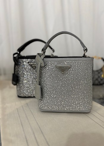 Gri Deri Kadın Çanta - İşlemeli ve Payetli - Görsel 3