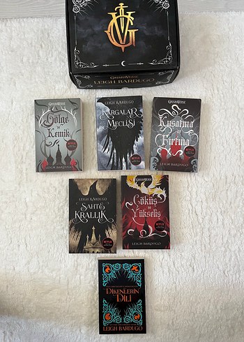 Leigh Bardugo Grishaverse Roman Seti