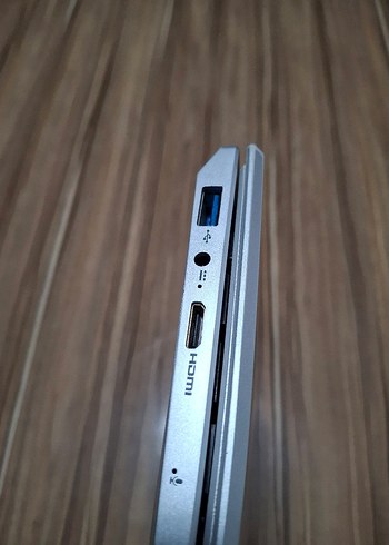 Beyaz Casper Dizüstü Bilgisayar ve Kablosuz Mouse - Görsel 6