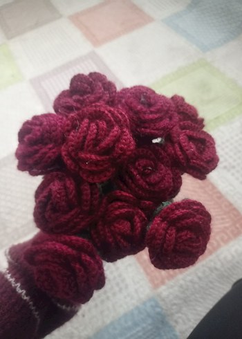  El Örgüsü Bordo Gül Buketi