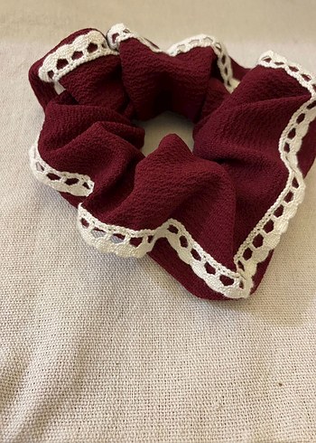  Beden Bordo Fırfırlı Örgü Saç Tokası