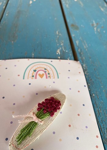 Zara Boncuk İşlemeli Bohem Çiçekli Çocuk Toka