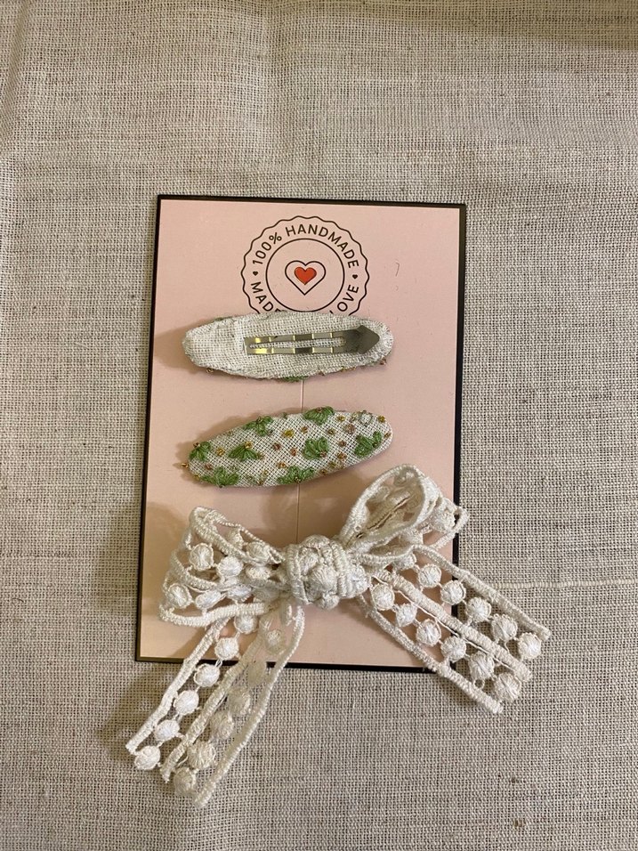 Nakışlı Dantel Beyaz Çocuk Toka Seti - Görsel 4