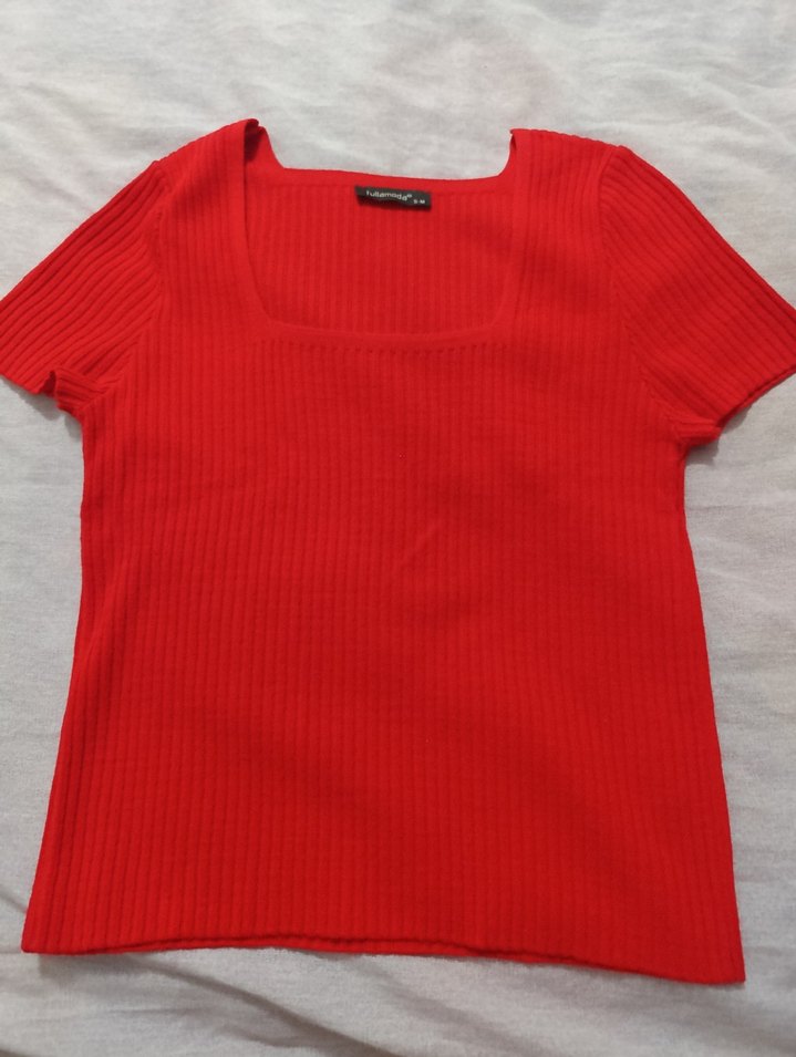 Kırmızı ve Yeşil Kadın Kısa Kollu Triko Kazak.İkisi toplam fiyat - Görsel 3