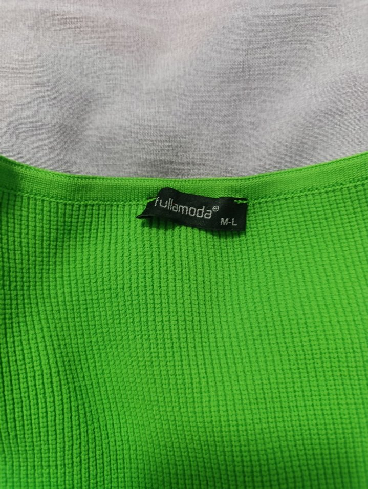 Kırmızı ve Yeşil Kadın Kısa Kollu Triko Kazak.İkisi toplam fiyat - Görsel 5