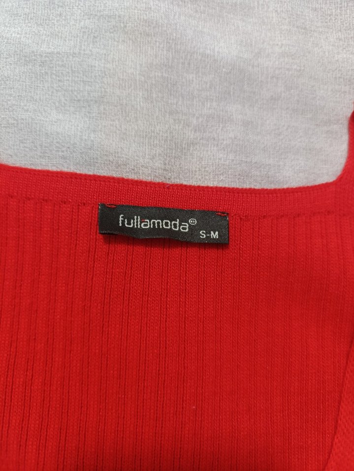 Kırmızı ve Yeşil Kadın Kısa Kollu Triko Kazak.İkisi toplam fiyat - Görsel 2