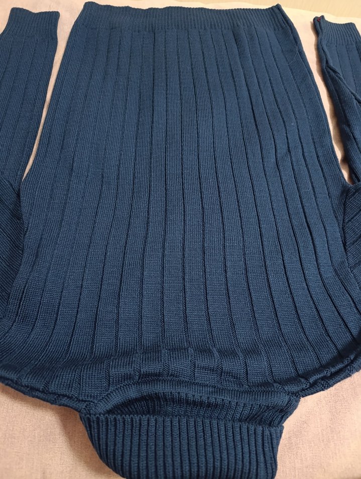 Lacivert Boğazlı Triko Kazak - Görsel 2