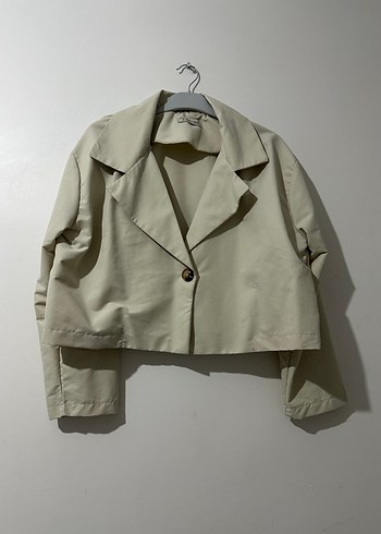 Bej Kısa Kesim Düğmeli Kadın Blazer