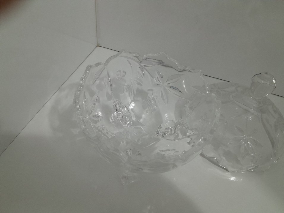 Şeffaf Cam kapakli sekerlik cok amacli kullanima uygundur - Görsel 3