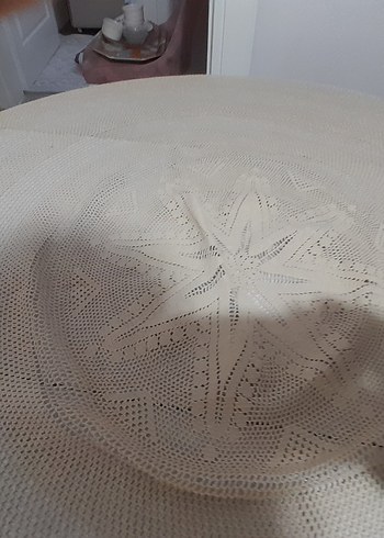 Yuvarlak Örgü Masa Örtüsü - Görsel 2