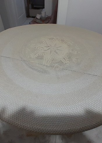Yuvarlak Örgü Masa Örtüsü - Görsel 9
