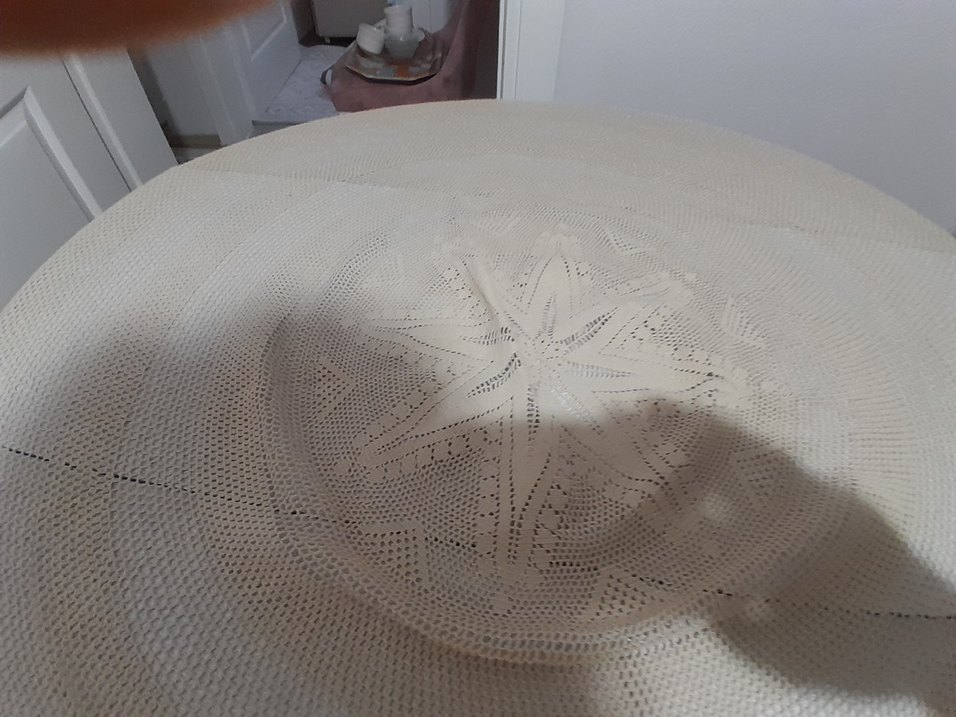 Yuvarlak Örgü Masa Örtüsü - Görsel 2