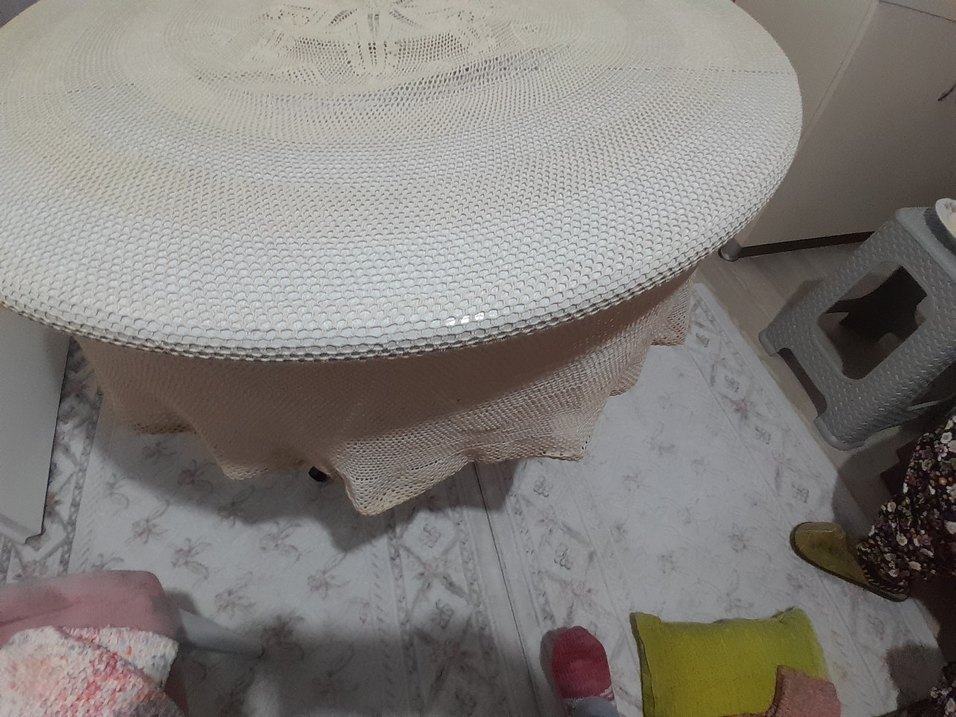 Yuvarlak Örgü Masa Örtüsü - Görsel 5