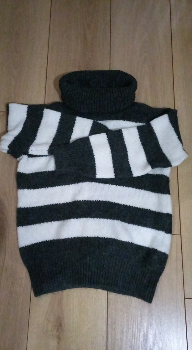 Boğazlı Çizgili Gri Kadın Kazak - Görsel 3