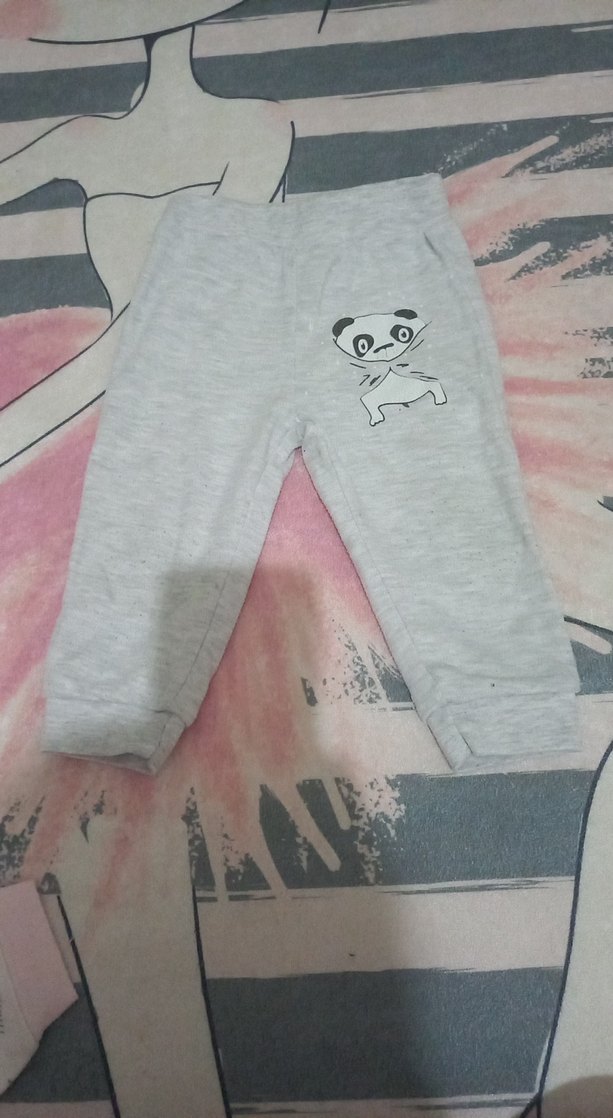 Kız Çocuk Gri ve Desenli Pamuklu Rahat Tayt - Görsel 3