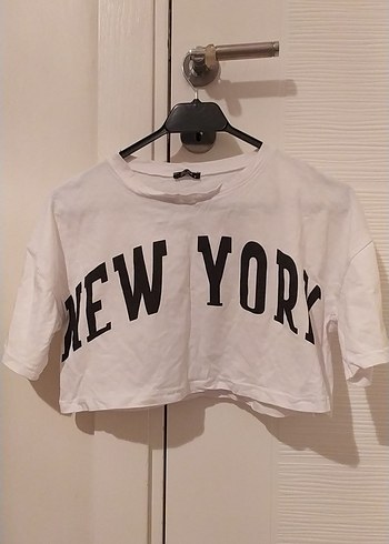 Beyaz Baskılı Crop Top