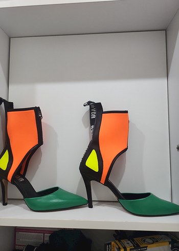 VDR_Renkli Kadın Stiletto Topuklu Ayakkabı