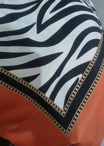 Çok Renkli Kadın eşarp - Görsel 2