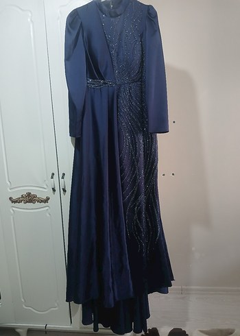 Uzun Lacivert Drapeli Kadın Abiye Elbise - Görsel 4