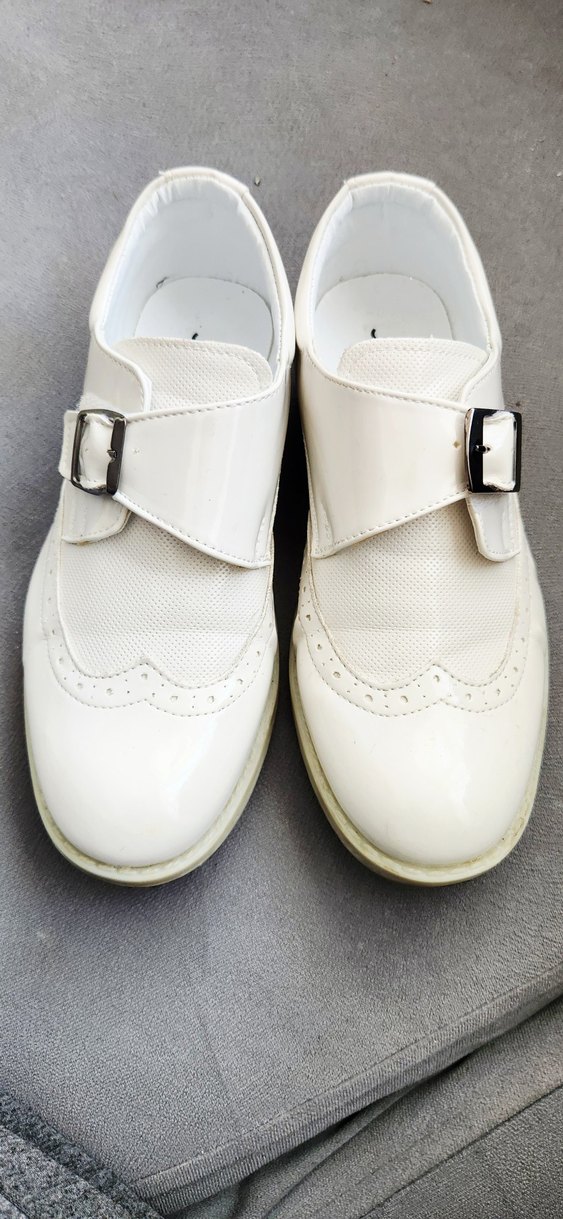 Beyaz Erkek Çocuk Kemerli Özel Ayakkabı 34 numara - Görsel 2