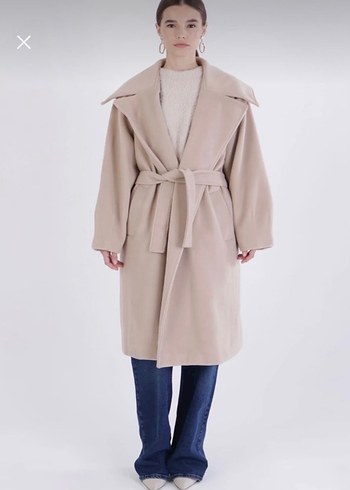 Bej Uzun Kemerli Kadın Kaban - Görsel 6