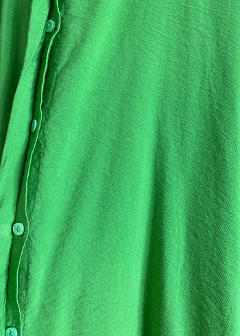 Yeşil Düğmeli Keten Gömlek - Görsel 4