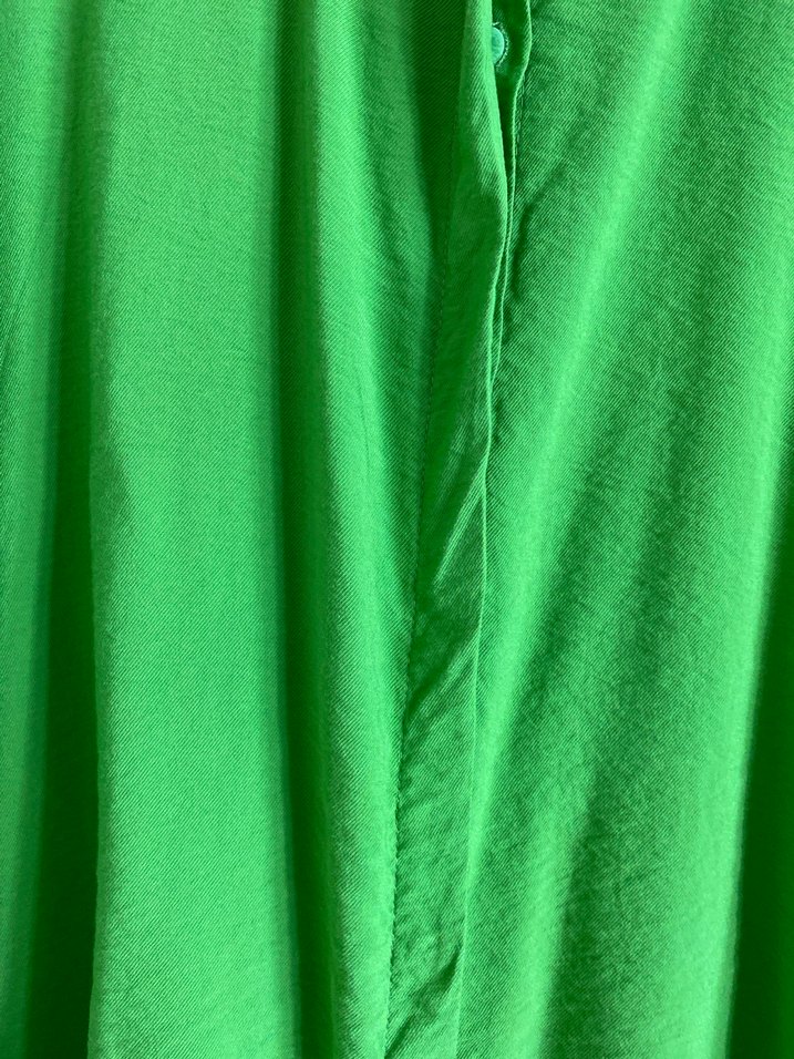 Yeşil Düğmeli Keten Gömlek - Görsel 3