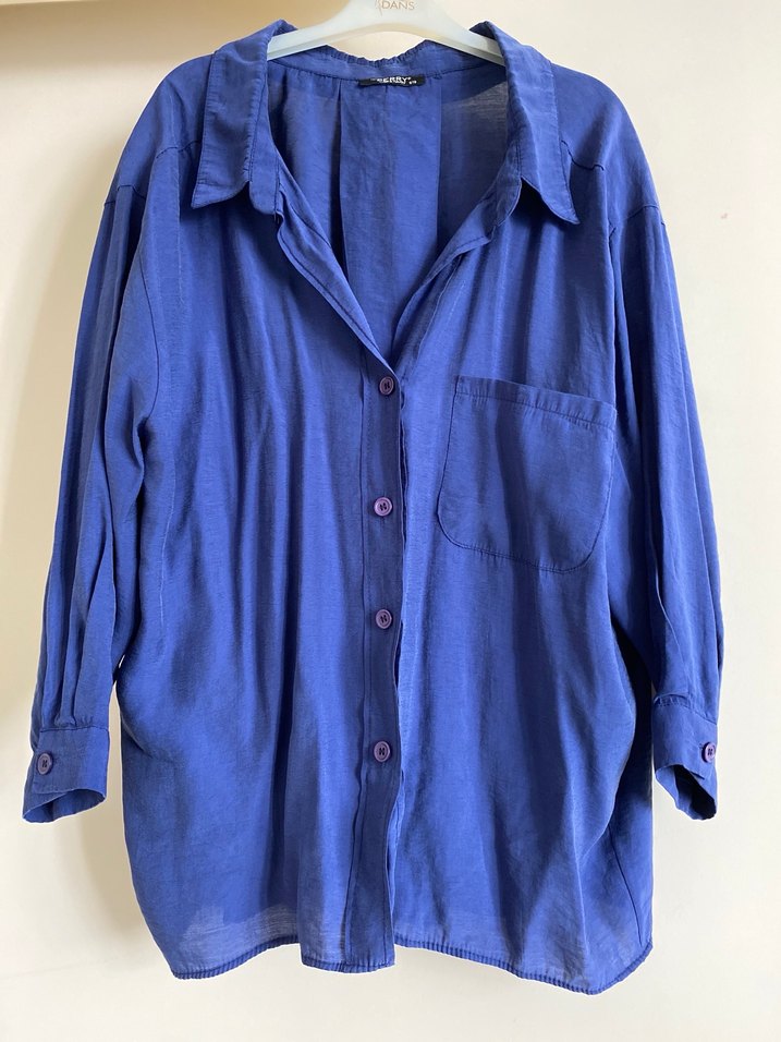 Lacivert modal oversize gömlek - Görsel 4