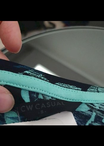 LCW Siyah Yaprak Desenli Erkek Tişört - Görsel 3