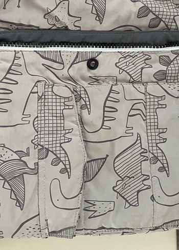 Gri Baskılı Erkek Çocuk Kürklü Ceket - Görsel 3