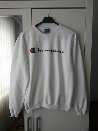 sweat shirt